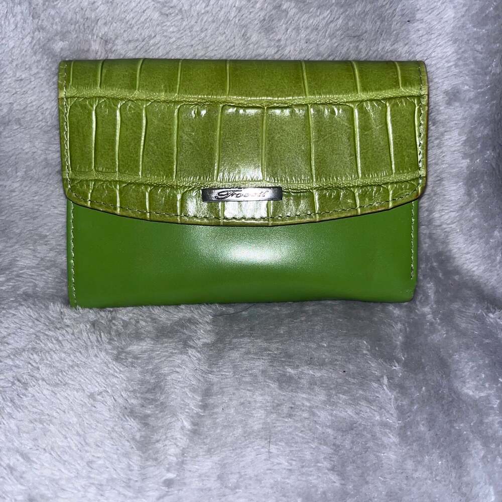 Fossil Olive Green Leather Trifold Wallet